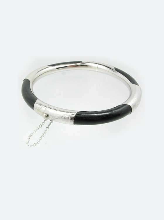 Black Agate Bangle in Sterling Sliver S925